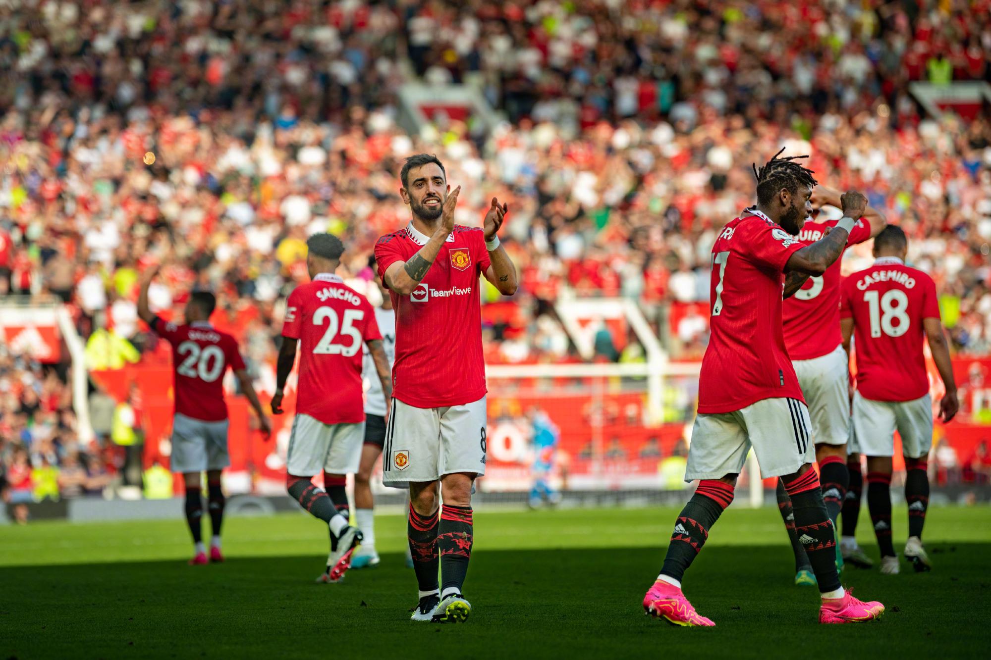 他从小便对 他从小便对